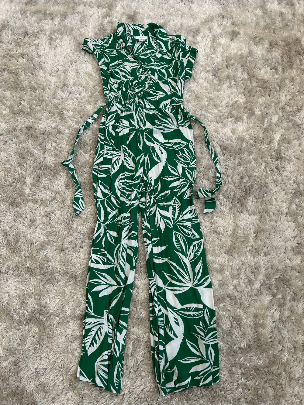 Sincerely Jules Green and White Leaf-Print Jumpsuit